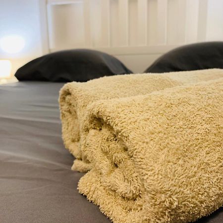 Rose Appartement Manosque Luaran gambar