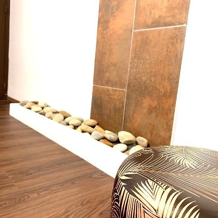Rose Appartement Manosque Luaran gambar