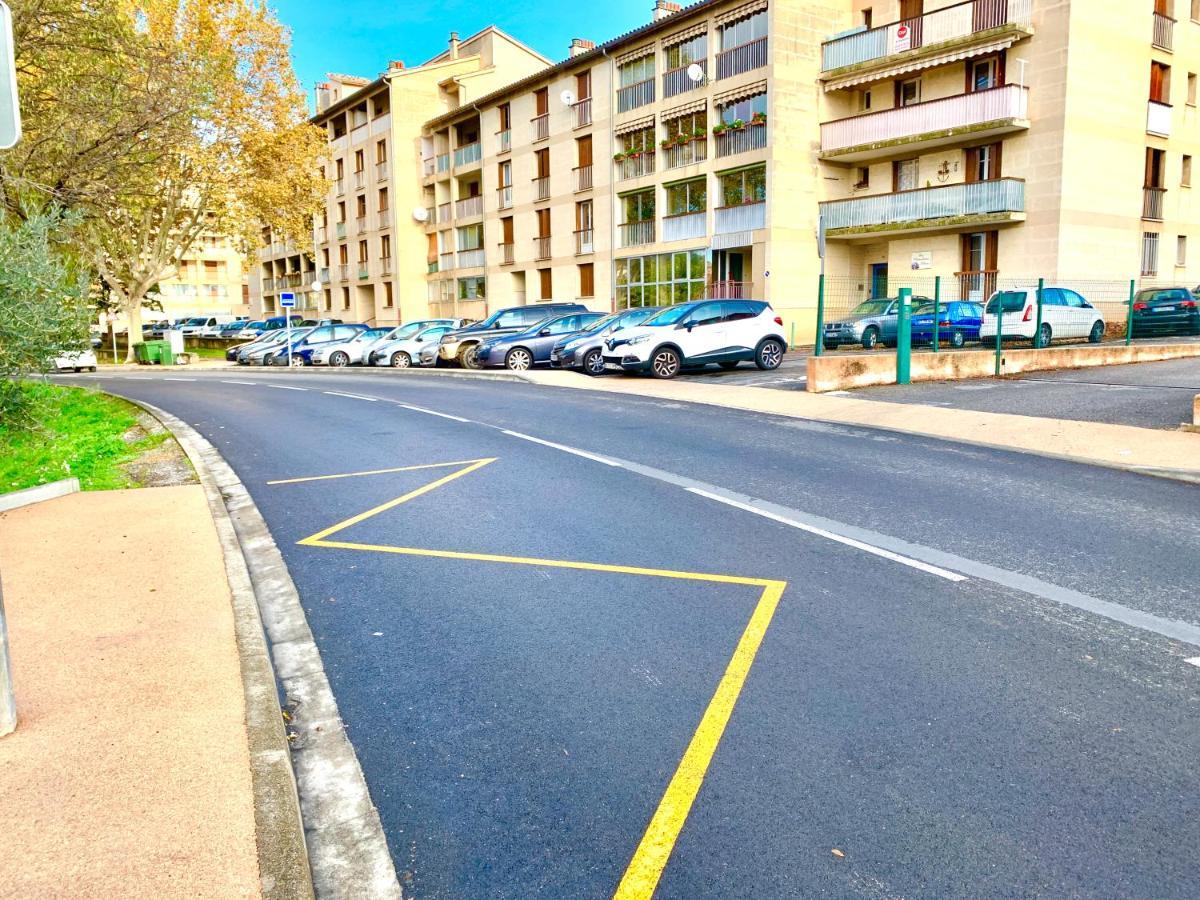 Rose Appartement Manosque Luaran gambar